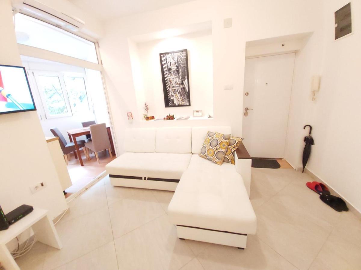 Apartamento White Pearl Belgrado Exterior foto